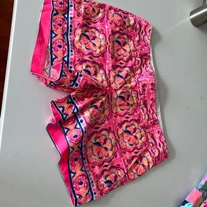 Lilly Pulitzer Callahan Shorts Size 4 EUC